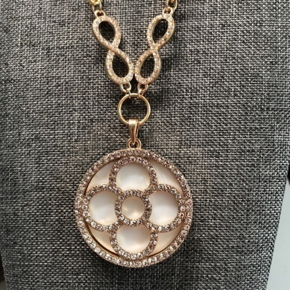 Faux gold and rhinestone medallion necklace